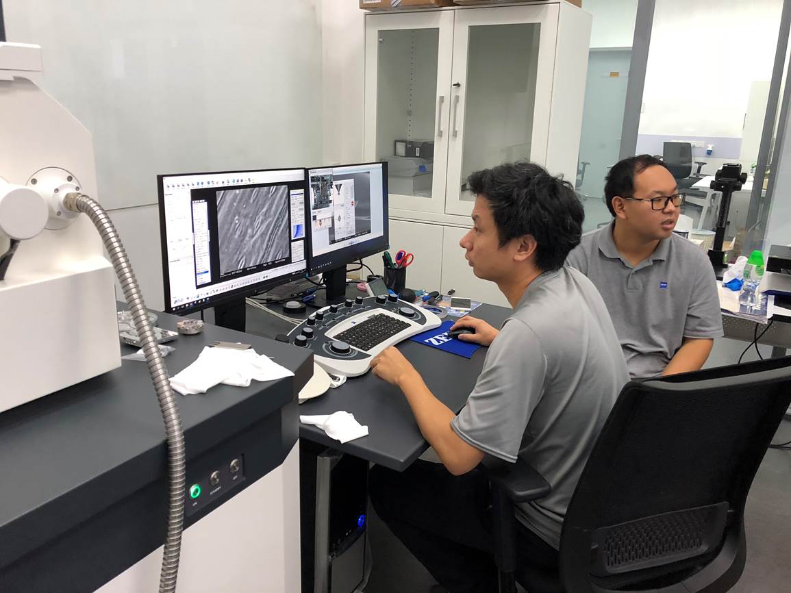 公共技术服务中心人员参加蔡司扫描电镜专项培训，提升技术服务能力